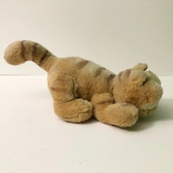 Vintage Garfield Laying Down Plush 12 Inch Long Stuffed Toy - Picture 3 of 16